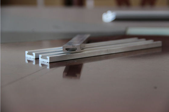 Paduan 6060/6005 Ekstrusi Aluminium Saluran Mill Selesai Untuk Lampu LED