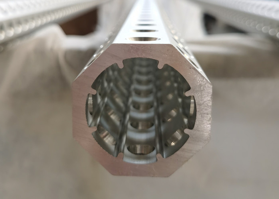 Mesin CNC yang disesuaikan Profil Aluminium Industri Untuk Lengan Mekanis / Peralatan Otomasi