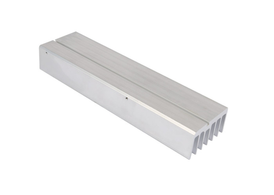 Cahaya Hitam Anodized Extruded Panas Sink Profil Aluminium Industri 6063-T5